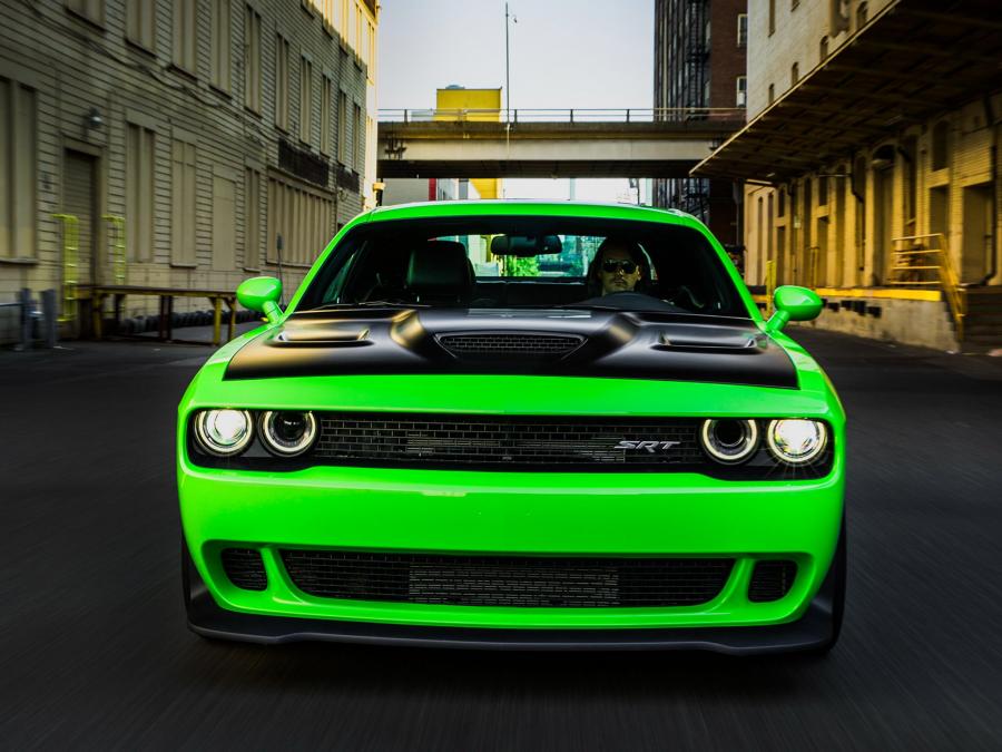  Dodge Challenger SRT Hellcat 2015 года  (фото 10 из 42)